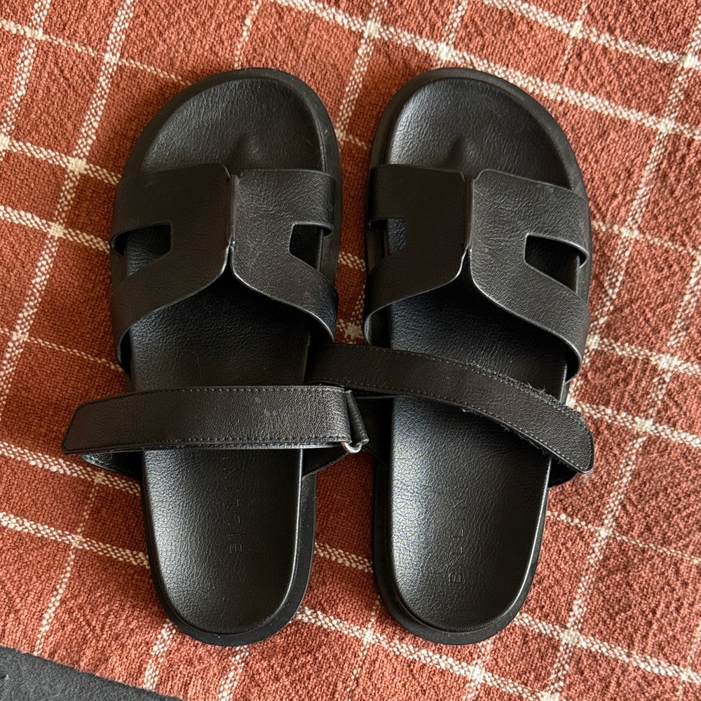 Women’s Black Leather Slide Sandals - Classic Comfort